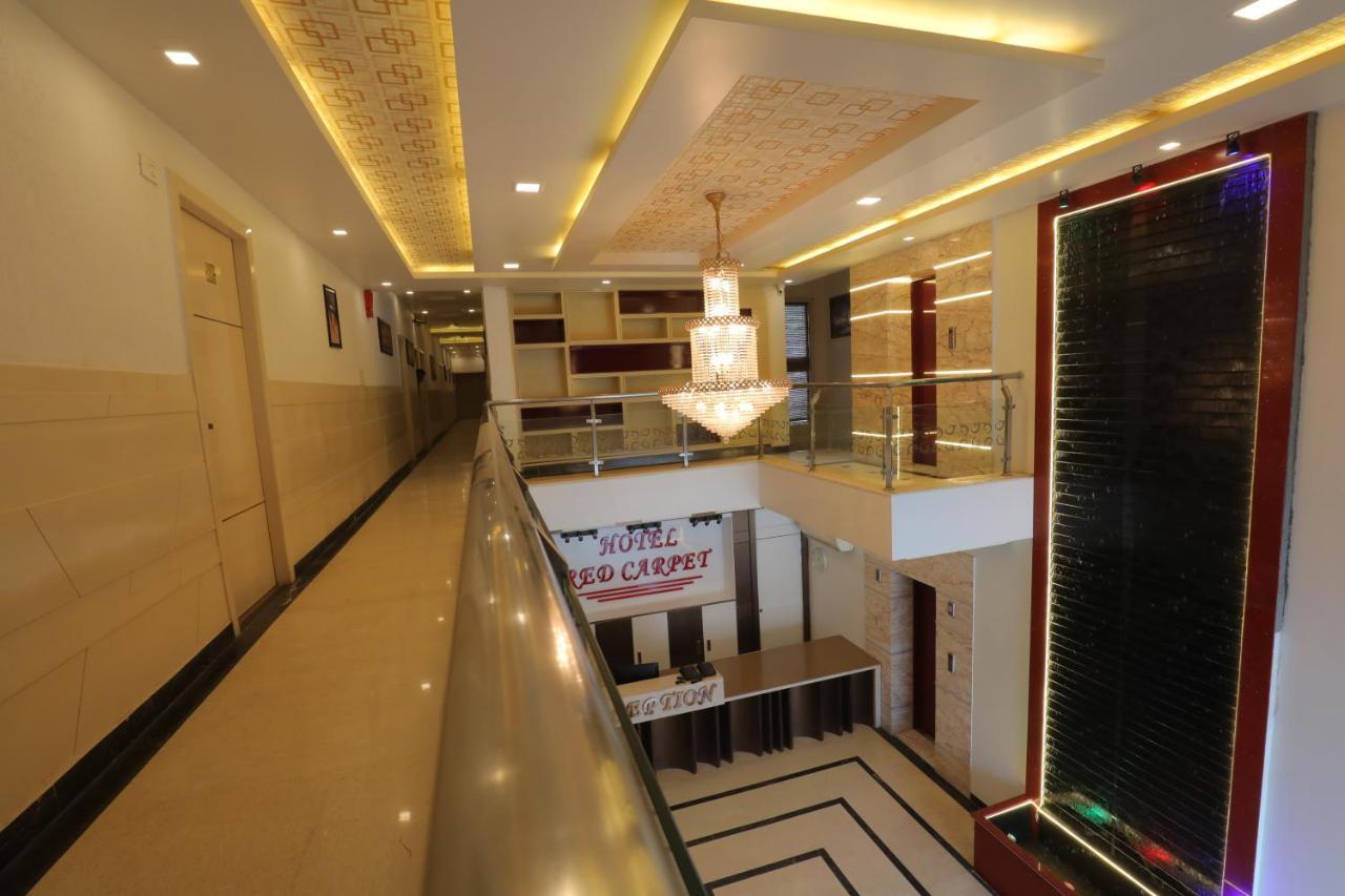 Hotel Sahib'S Red Carpet - Family & Corporate Hotel Chain Agra  Dış mekan fotoğraf